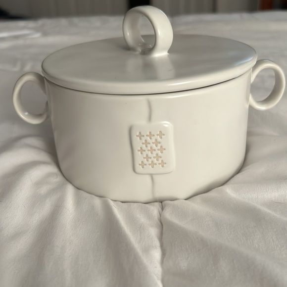 Rae Dunn BAKING round dish dish 5 1/2 inches diameter oven safe microwave - Picture 2 of 6